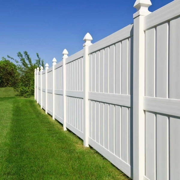Privacy Lattice Vinyl White